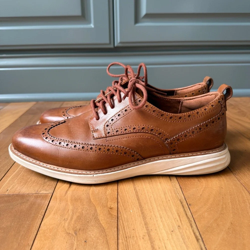 Cole Haan GrandEvolution Oxford Men 10 Brown Leather Wingtip Brogue C26930